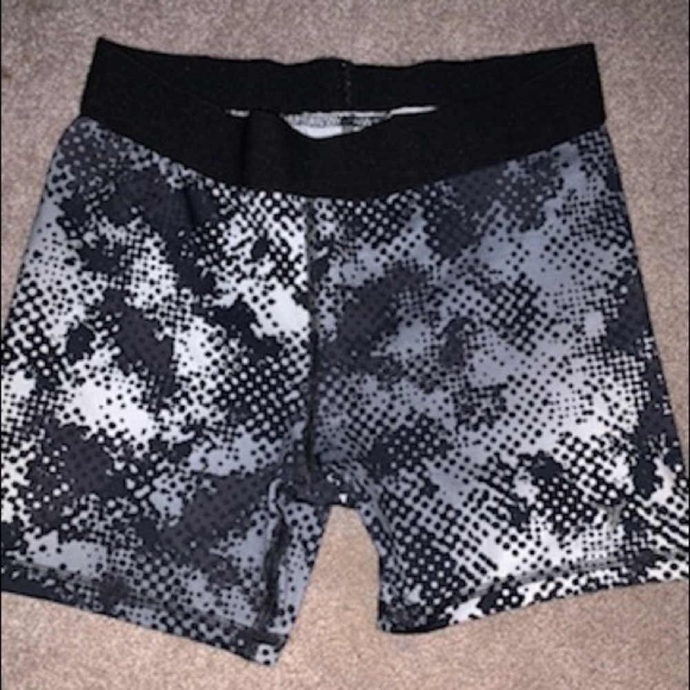 Old Navy Dri-Fit volleyball shorts//size 10/12